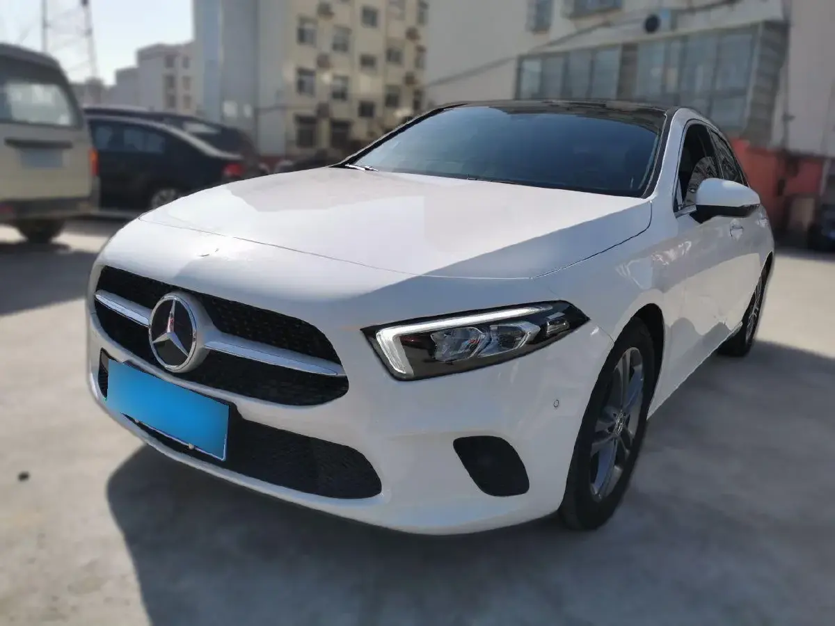 2020 Mercedes-Benz A Class 1.3T 163HP L4 7DCT