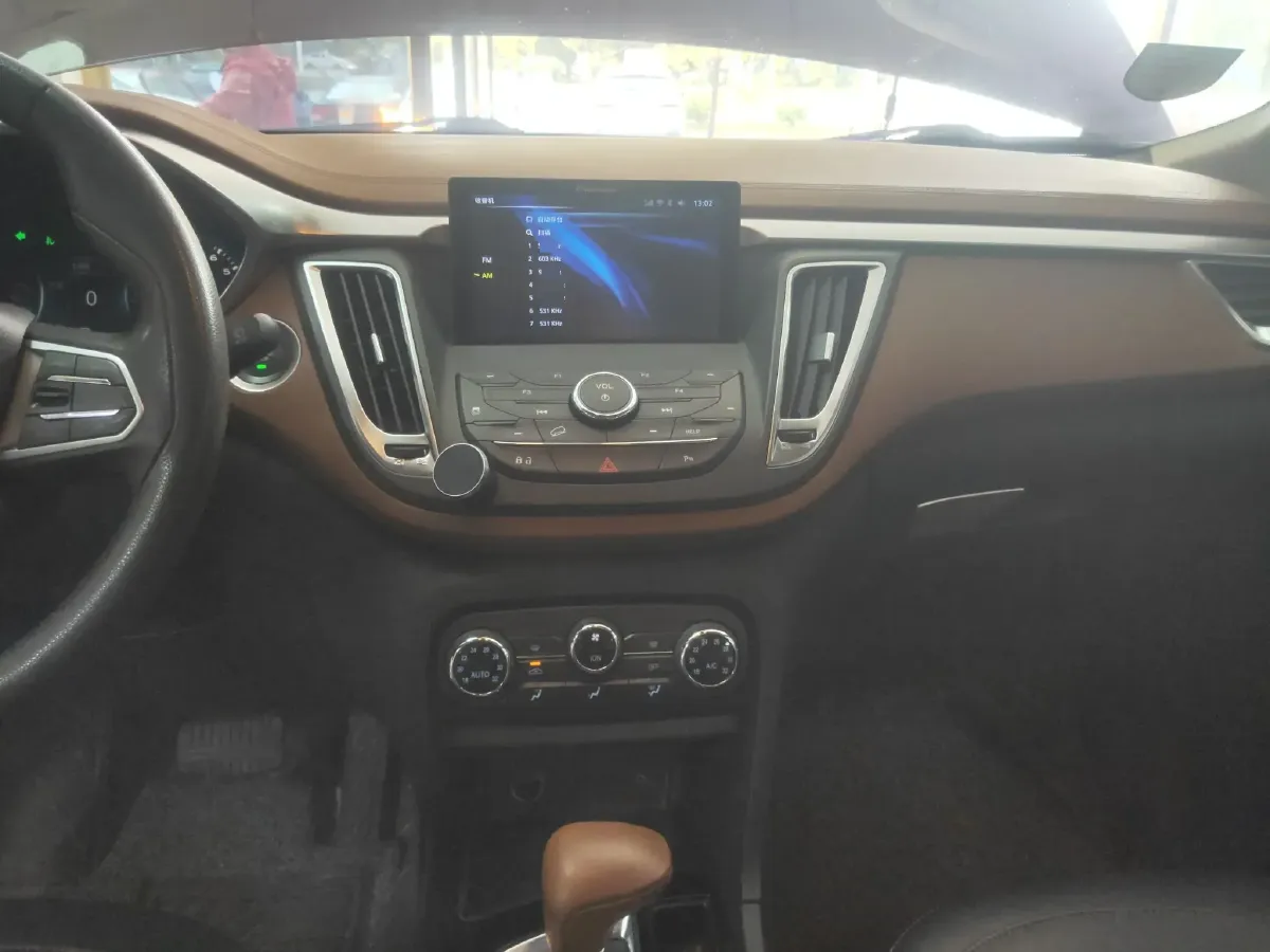 2017 Soueast DX7 1.5T 156HP L4 5AT,autocango,china used car exporter,china ev exporter,chinese used car exporter,chinese used ev exporter