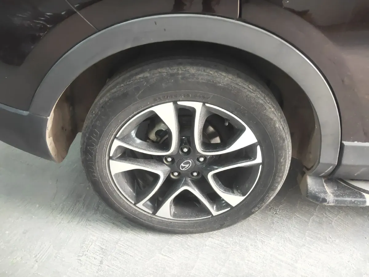 2017 Soueast DX7 1.5T 156HP L4 5AT,autocango,china used car exporter,china ev exporter,chinese used car exporter,chinese used ev exporter