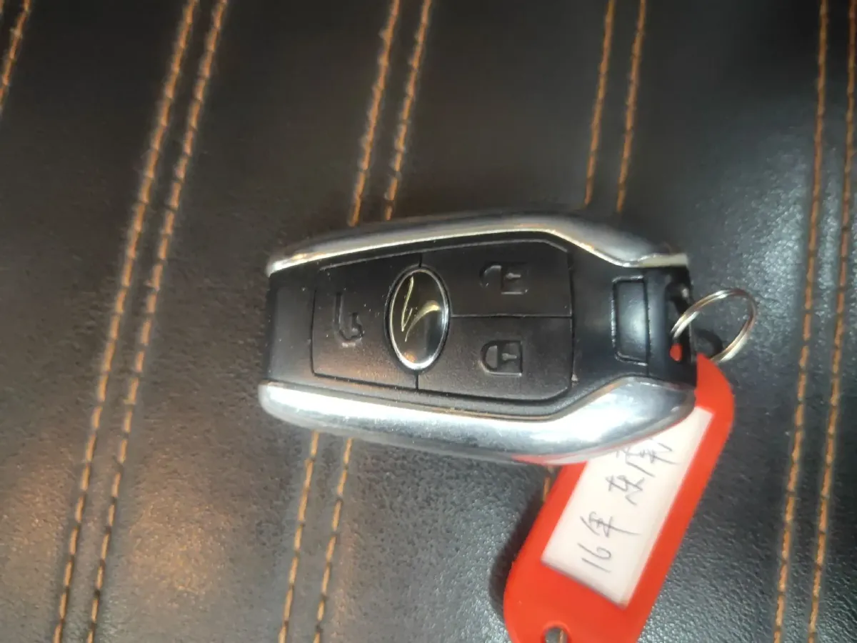 2017 Soueast DX7 1.5T 156HP L4 5AT,autocango,china used car exporter,china ev exporter,chinese used car exporter,chinese used ev exporter