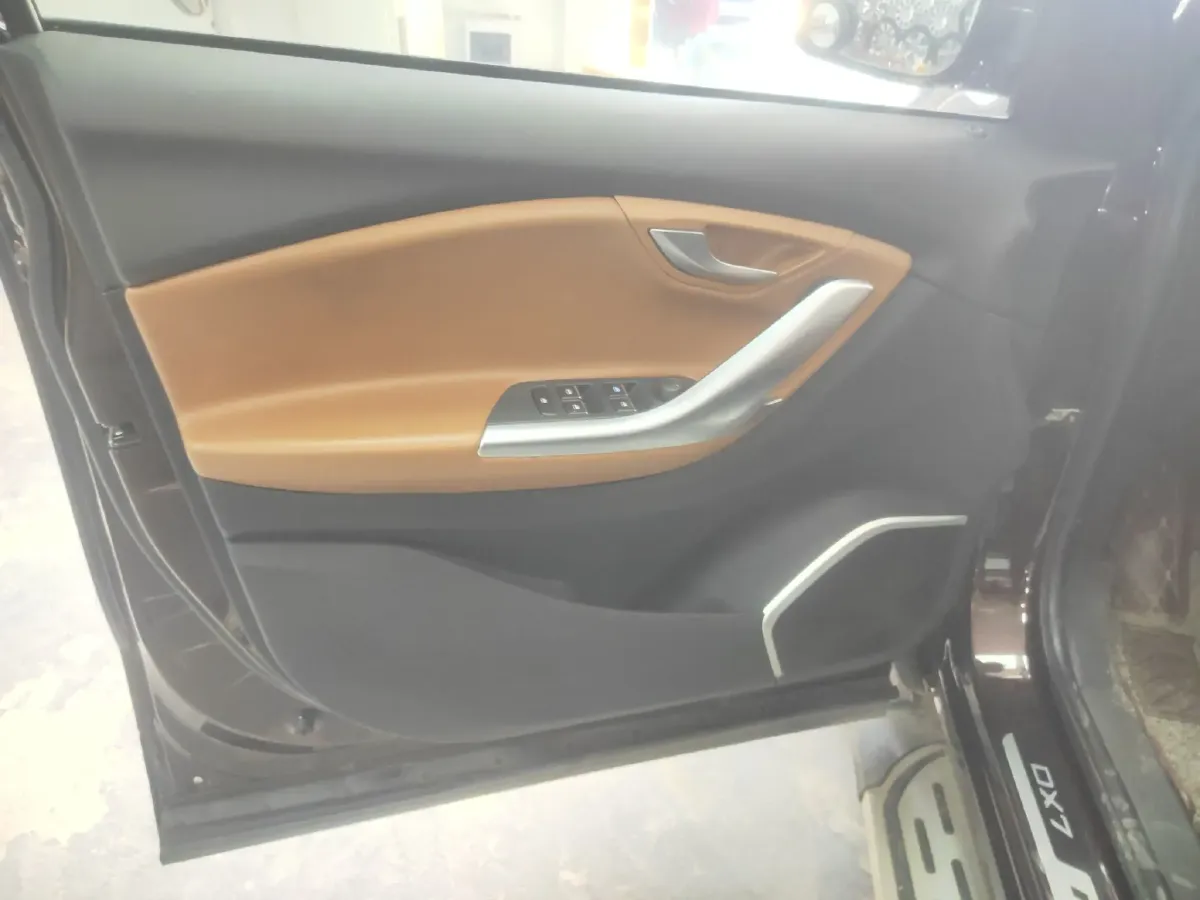 2017 Soueast DX7 1.5T 156HP L4 5AT,autocango,china used car exporter,china ev exporter,chinese used car exporter,chinese used ev exporter