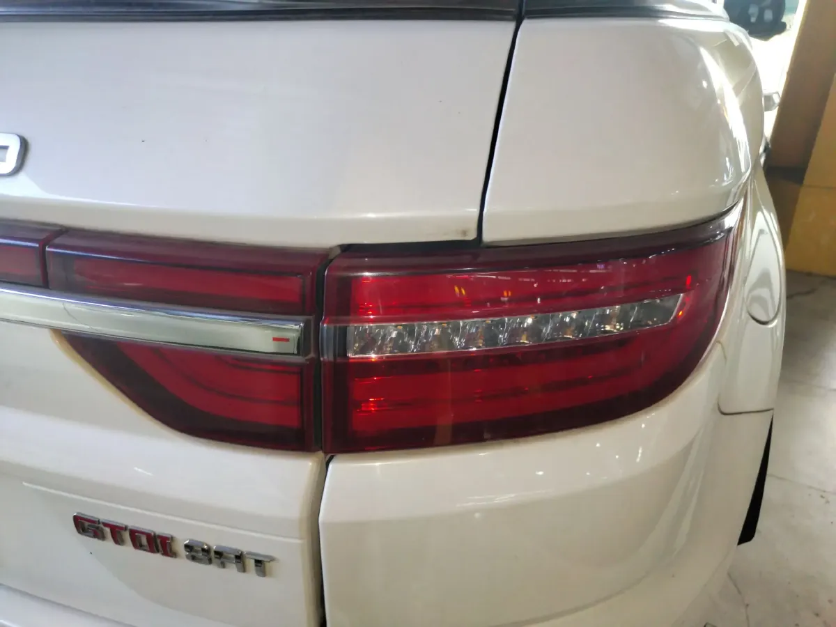 2018 Landwind X7 1.5T 163HP L4 8AT,autocango,china used car exporter,china ev exporter,chinese used car exporter,chinese used ev exporter