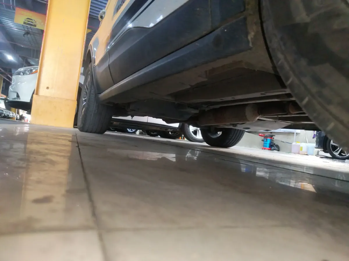 2018 Landwind X7 1.5T 163HP L4 8AT,autocango,china used car exporter,china ev exporter,chinese used car exporter,chinese used ev exporter