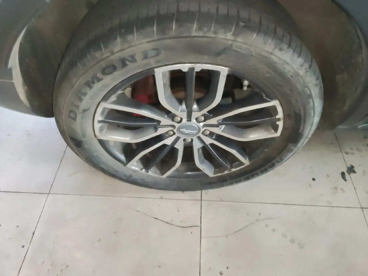 2018 Landwind X7 1.5T 163HP L4 8AT,autocango,china used car exporter,china ev exporter,chinese used car exporter,chinese used ev exporter