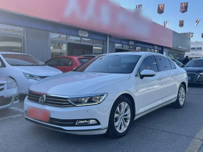2017 Volkswagen Magotan 1.8T 180HP L4 7DCT