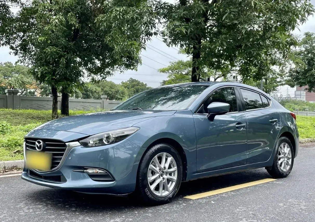 2019 Mazda 3 Axela 1.5L 117HP L4 6AT