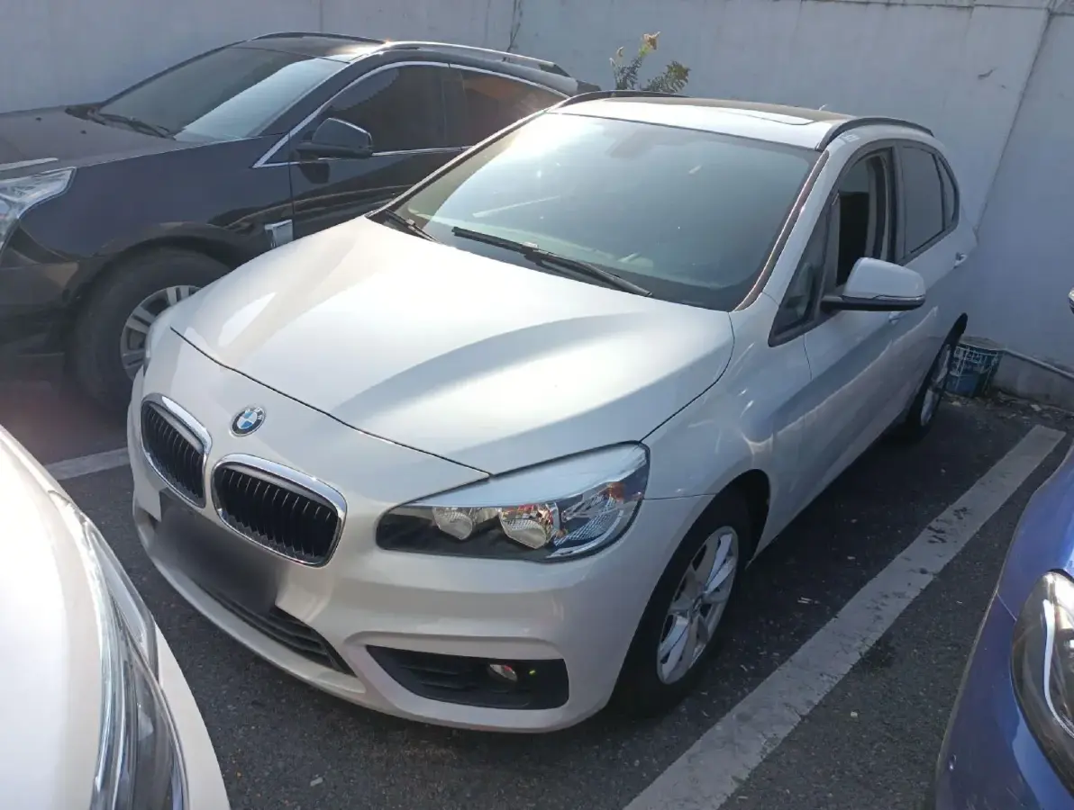 2016 BMW 2 Series Wagon 1.5T 136HP L3 6AT