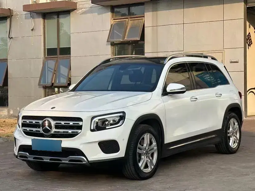 2023 Mercedes-Benz GLB Class 2.0T 190HP L4 8DCT