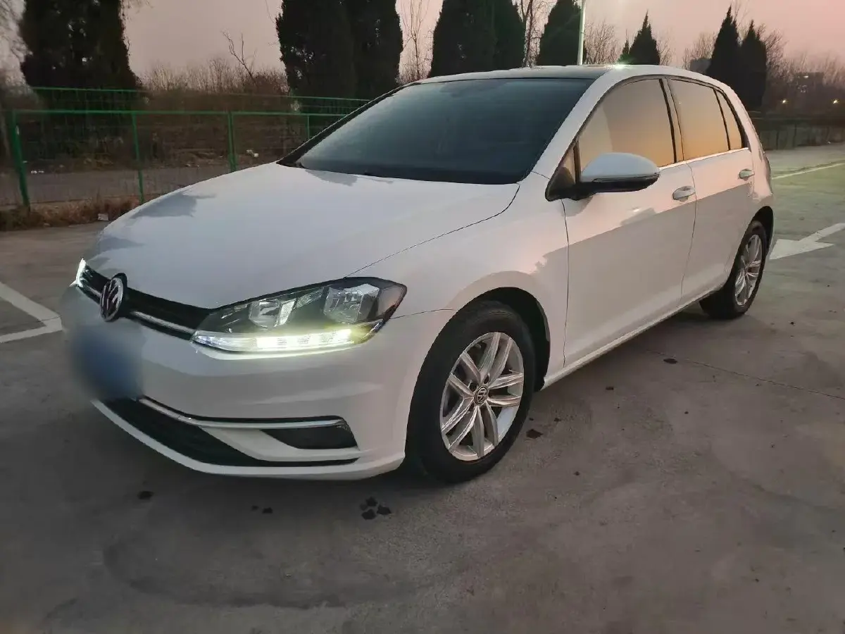 2019 Volkswagen Golf 1.4T 150HP L4 7DCT