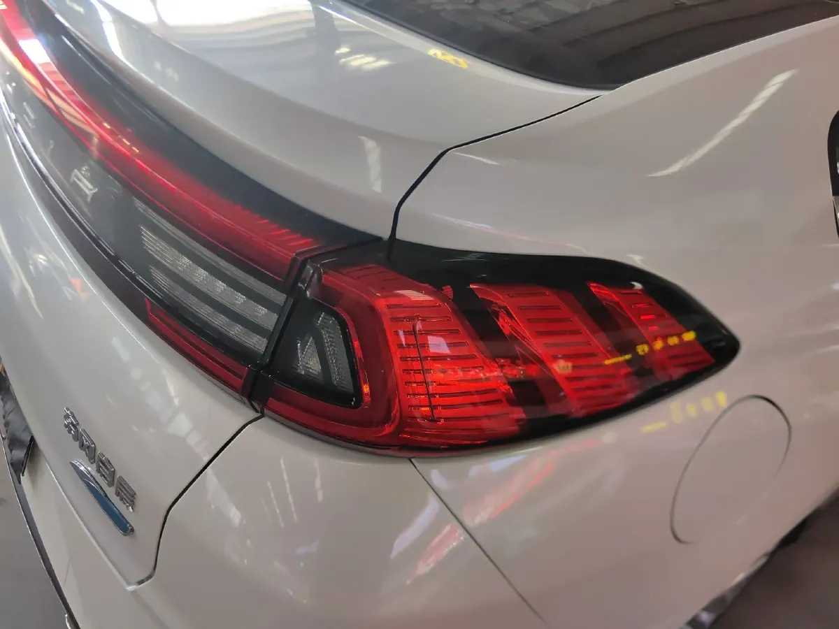 2020 Venucia T90 2.0L 150HP L4 CVT,autocango,china used car exporter,china ev exporter,chinese used car exporter,chinese used ev exporter