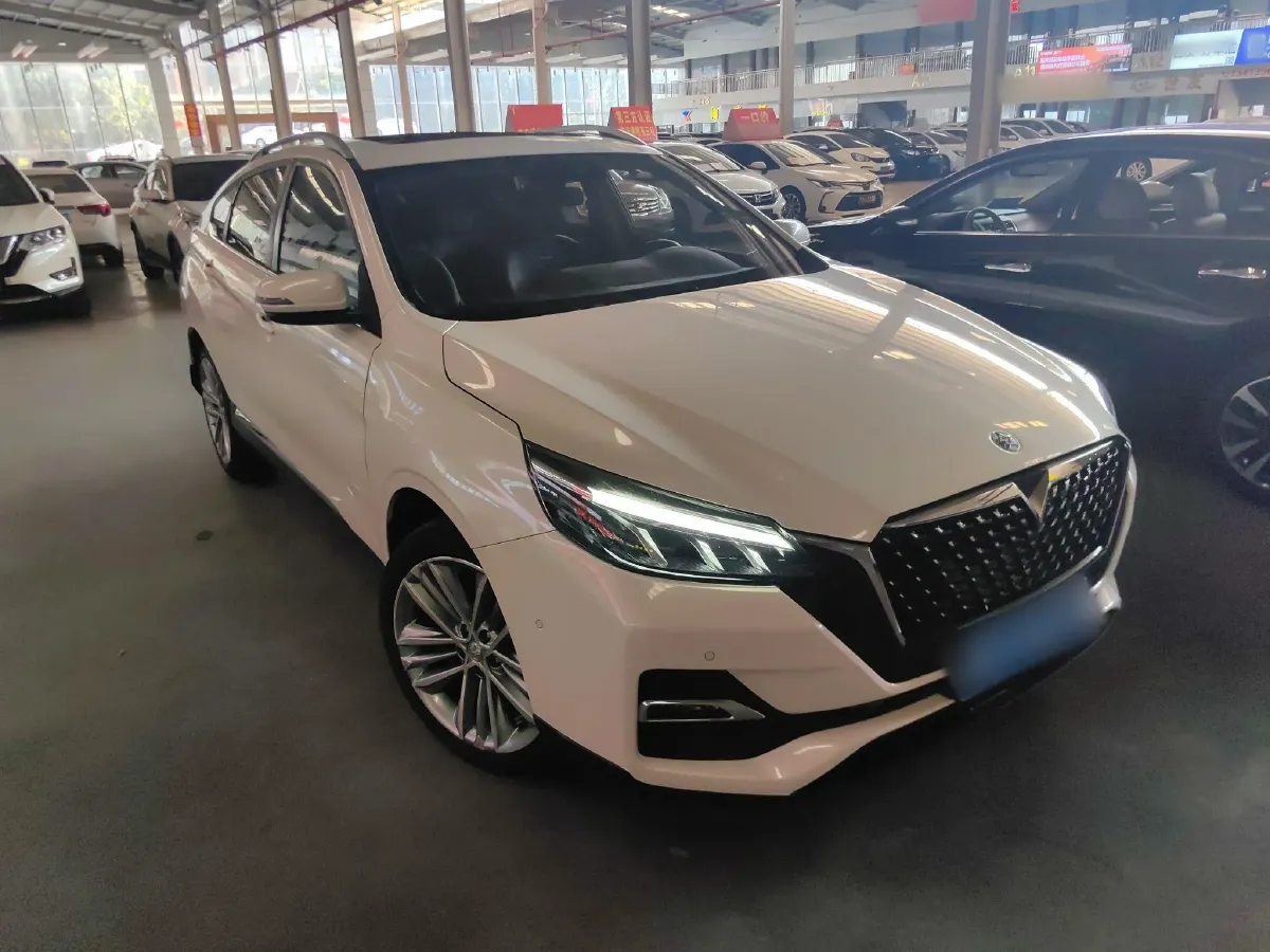 2020 Venucia T90 2.0L 150HP L4 CVT,autocango,china used car exporter,china ev exporter,chinese used car exporter,chinese used ev exporter
