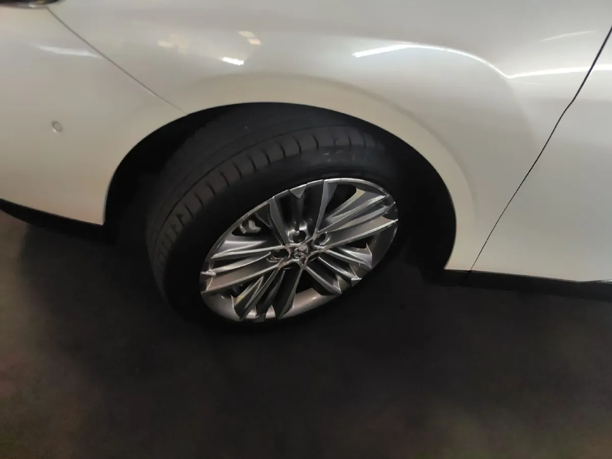 2020 Venucia T90 2.0L 150HP L4 CVT,autocango,china used car exporter,china ev exporter,chinese used car exporter,chinese used ev exporter