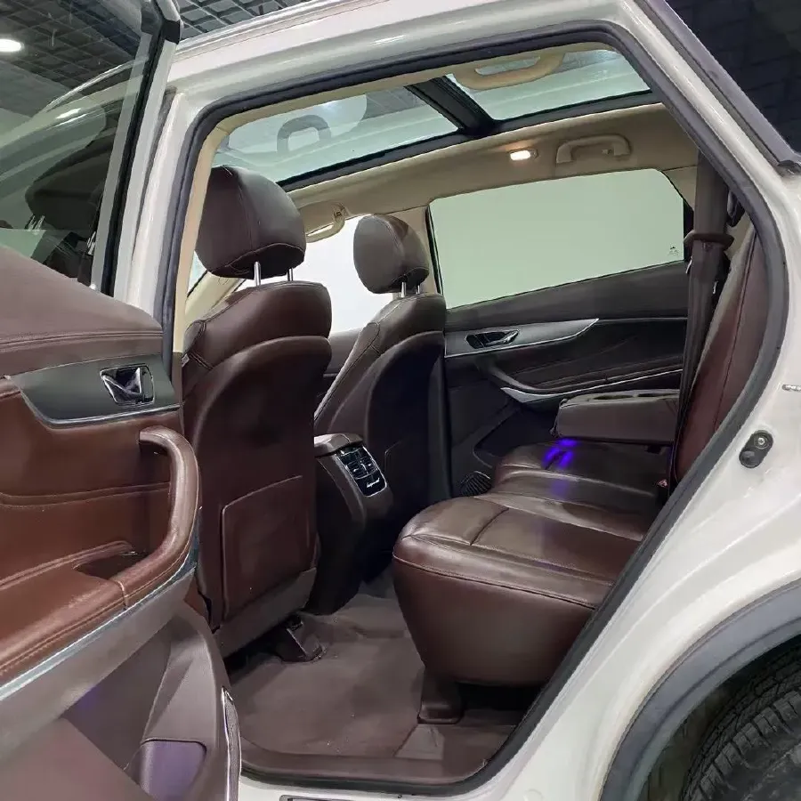 2018 Leopaard Mattu 1.6T 200HP L4 6DCT,autocango,china used car exporter,china ev exporter,chinese used car exporter,chinese used ev exporter