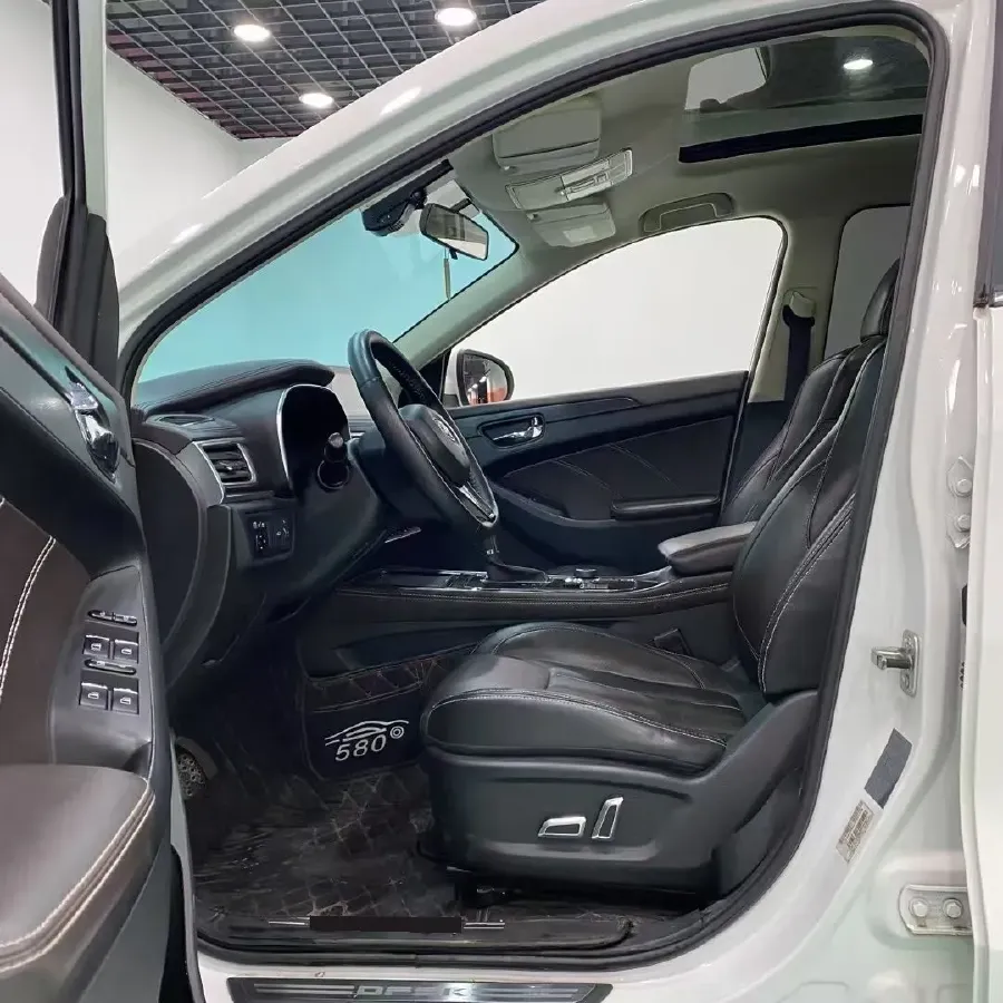 2017 DongFeng Fengon Fengon 580 1.5T 150HP L4 CVT,autocango,china used car exporter,china ev exporter,chinese used car exporter,chinese used ev exporter