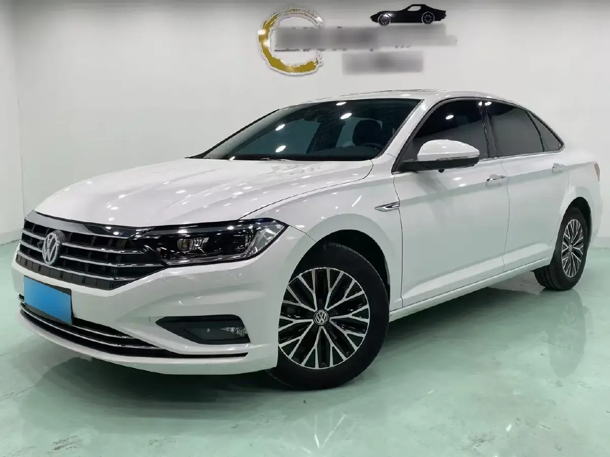 2020 Volkswagen Sagitar 1.2T 116HP L4 7DCT