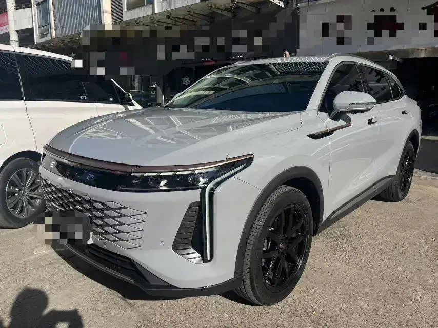 2023 Exceed RX 2.0T 261HP L4 7DCT