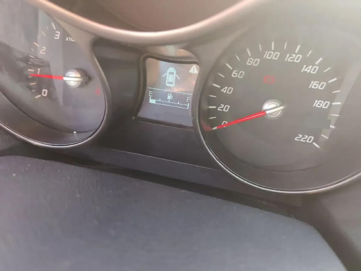 2015 HaiMa S5 1.6L 122HP L4 5MT,autocango,china used car exporter,china ev exporter,chinese used car exporter,chinese used ev exporter