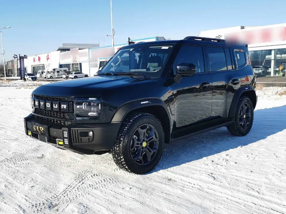 2023 Jetour Traveller 2.0T 254HP L4 7DCT