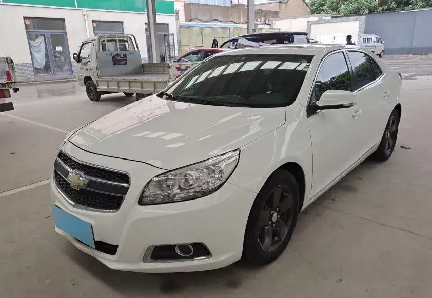 2012 Chevrolet Malibu 2.4L 186HP L4 6AT
