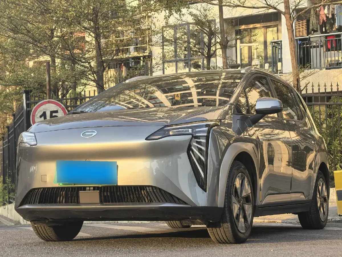 2023 Aion Y BEV 61.7KWH