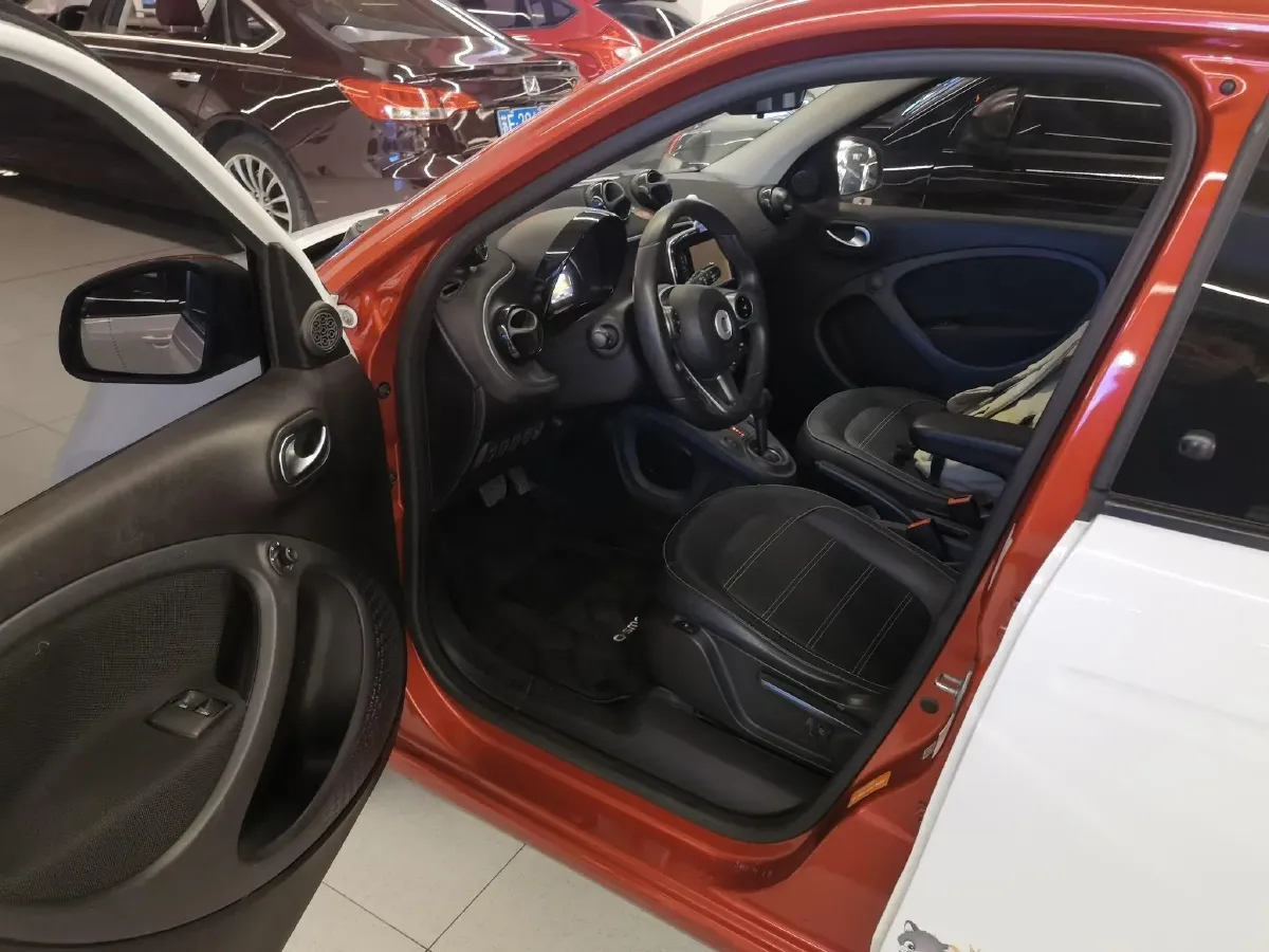 2016 Smart smart forfour 0.9T 90HP L3 6DCT,autocango,china used car exporter,china ev exporter,chinese used car exporter,chinese used ev exporter