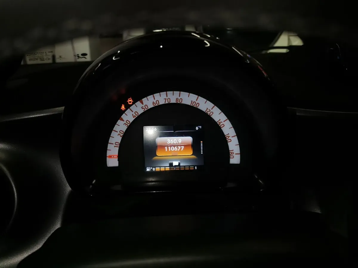 2016 Smart smart forfour 0.9T 90HP L3 6DCT,autocango,china used car exporter,china ev exporter,chinese used car exporter,chinese used ev exporter