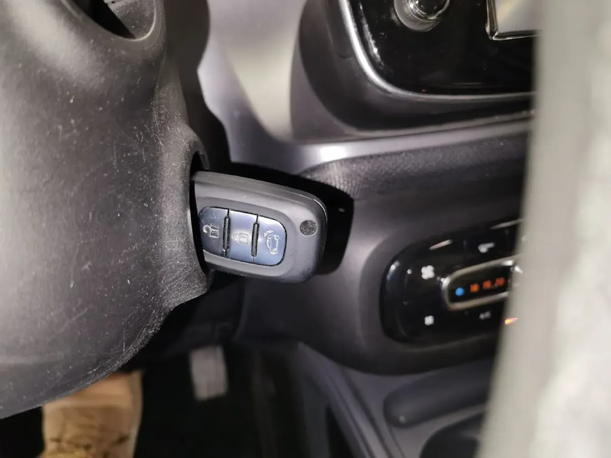 2016 Smart smart forfour 0.9T 90HP L3 6DCT,autocango,china used car exporter,china ev exporter,chinese used car exporter,chinese used ev exporter