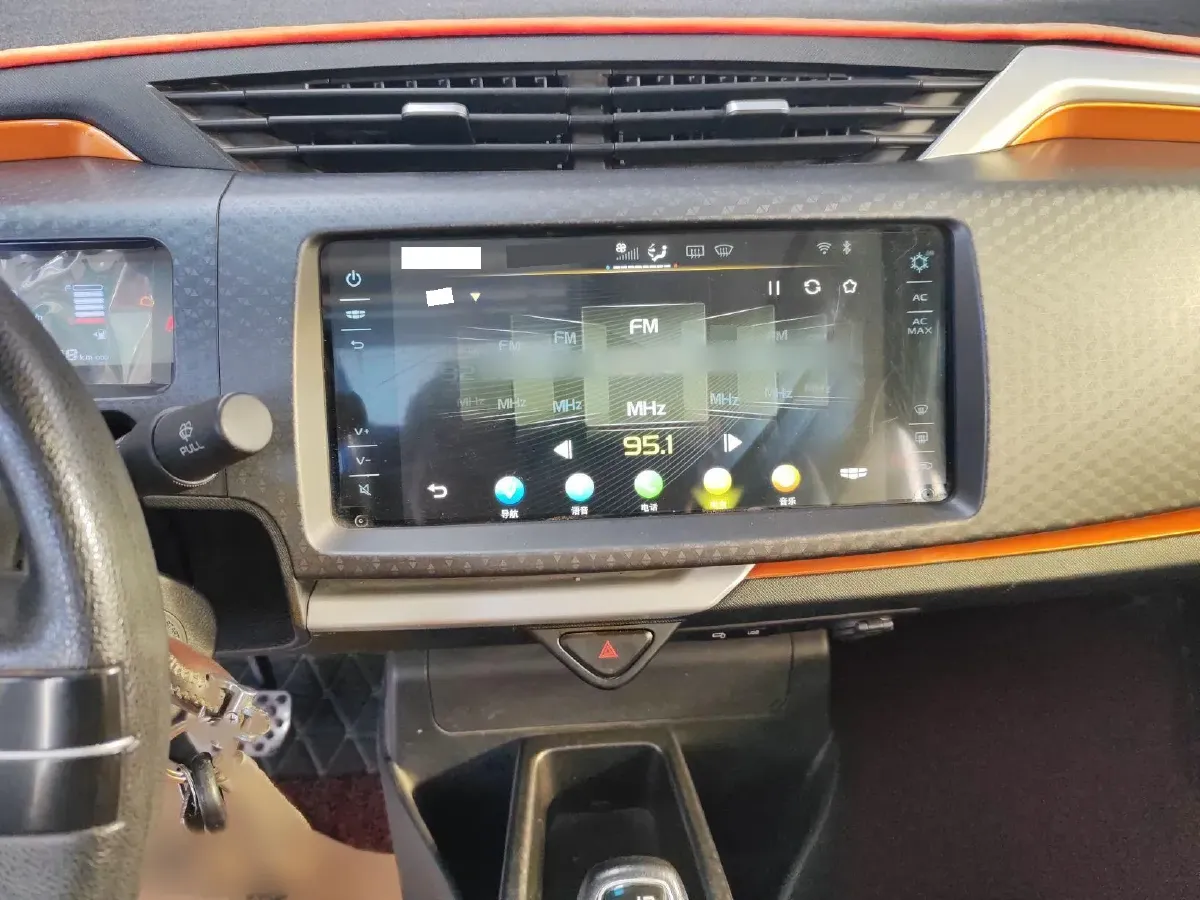 2017 Geely Vision X1 1.3L 88HP L4 4AT,autocango,china used car exporter,china ev exporter,chinese used car exporter,chinese used ev exporter