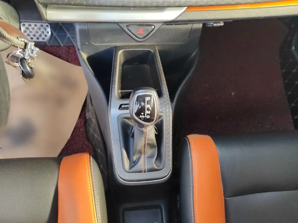 2017 Geely Vision X1 1.3L 88HP L4 4AT,autocango,china used car exporter,china ev exporter,chinese used car exporter,chinese used ev exporter