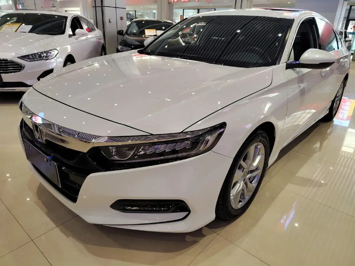 2018 Honda Accord 1.5T 194HP L4 CVT