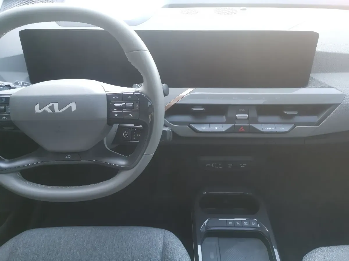 2024 Kia EV5 BEV 64.2KWH,autocango,china used car exporter,china ev exporter,chinese used car exporter,chinese used ev exporter