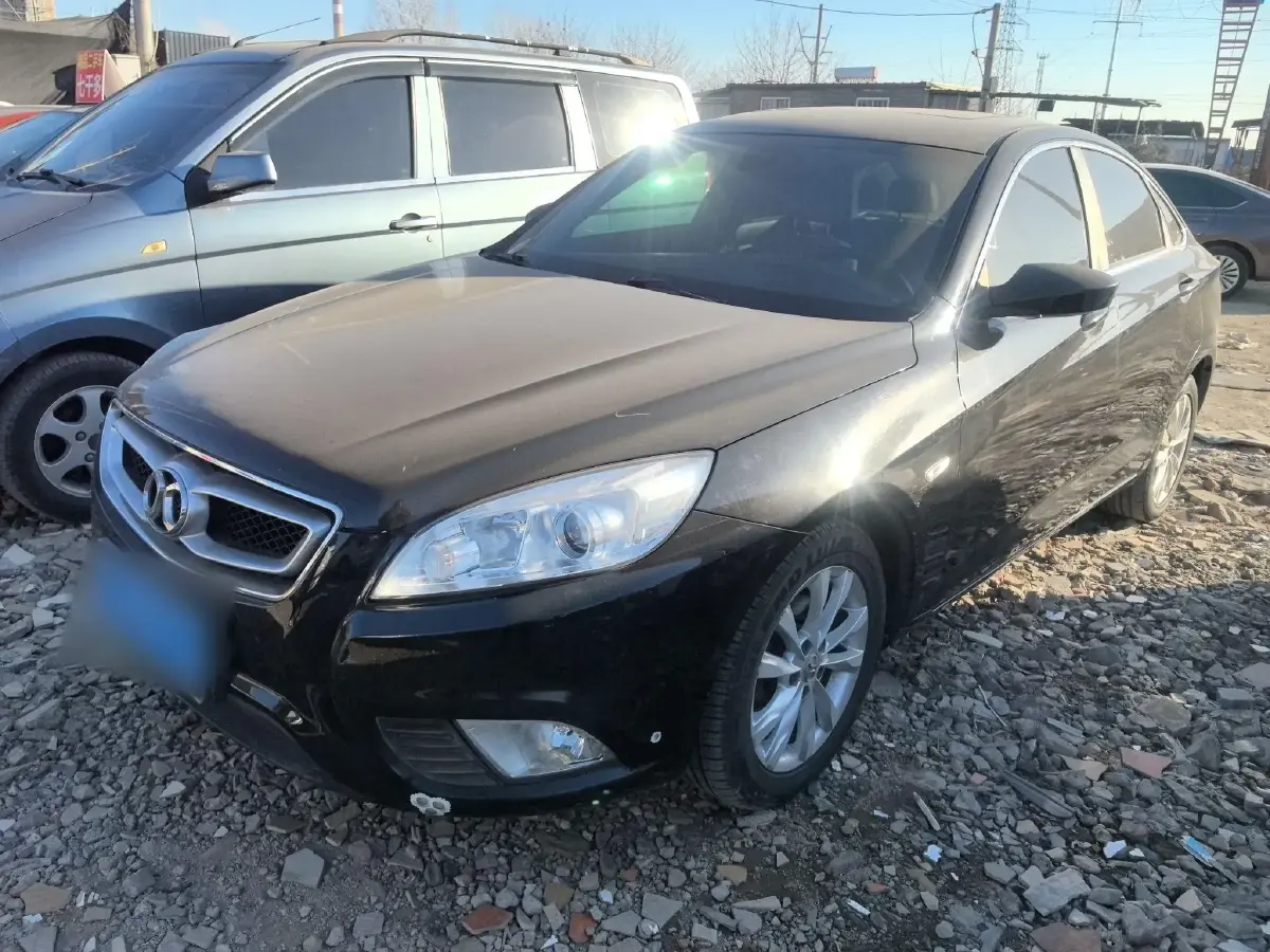 2014 BeiJing Auto Senova D50 1.5L 113HP L4 5MT