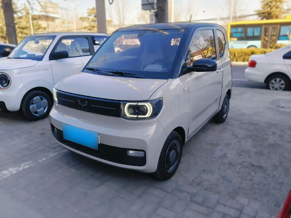 2022 WuLing HongGuang MINI EV BEV 13.9KWH