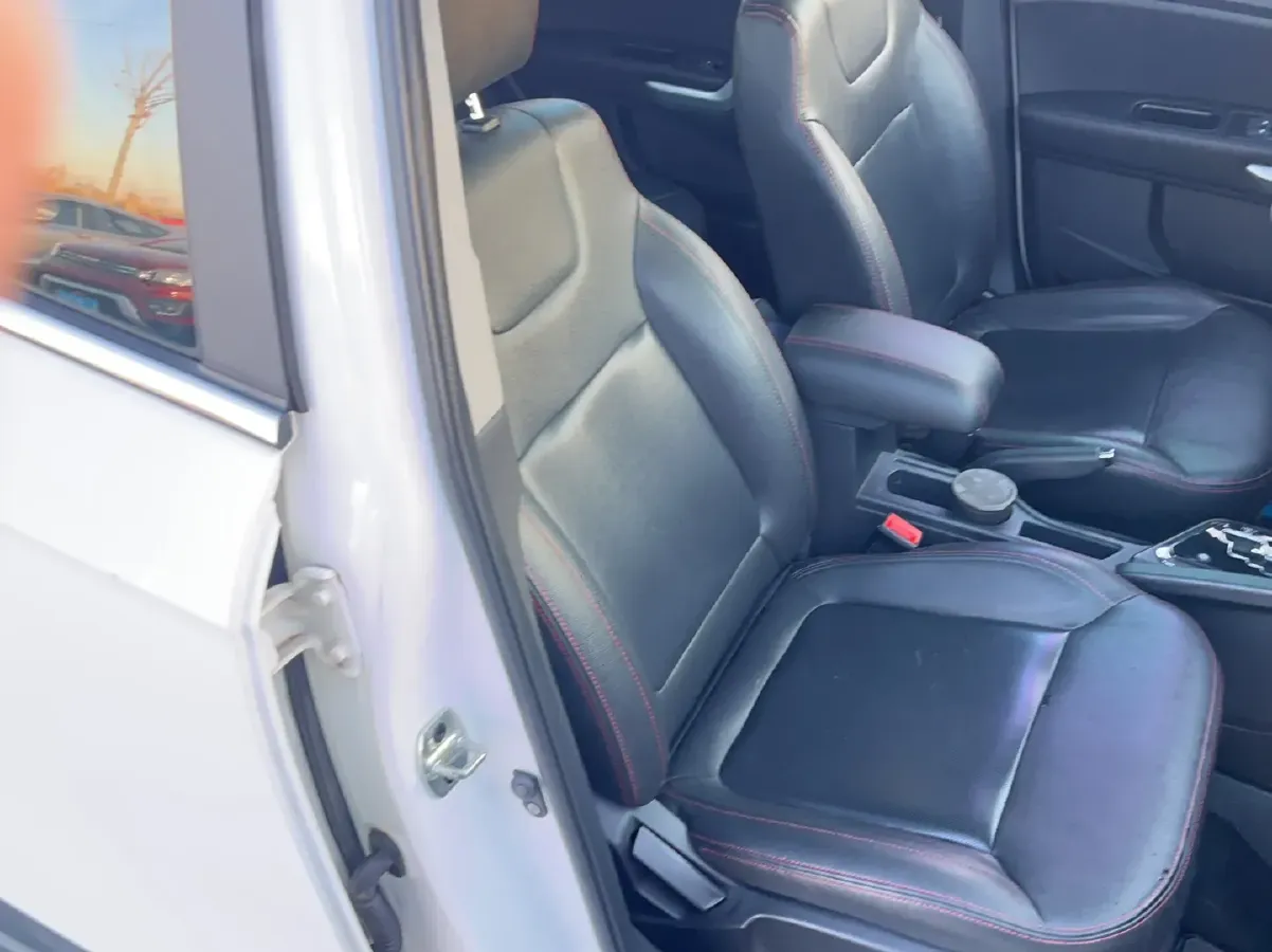 2016 JAC Refine S3 1.5L 113HP L4 CVT,autocango,china used car exporter,china ev exporter,chinese used car exporter,chinese used ev exporter