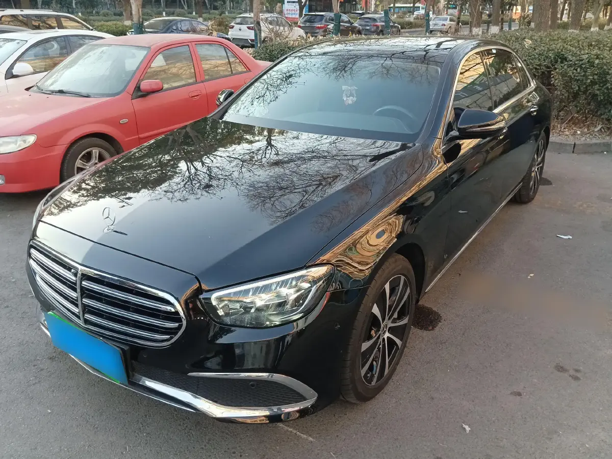 2022 Mercedes-Benz E Class 2.0T 211HP L4 9AT PHEV 25.4KWH