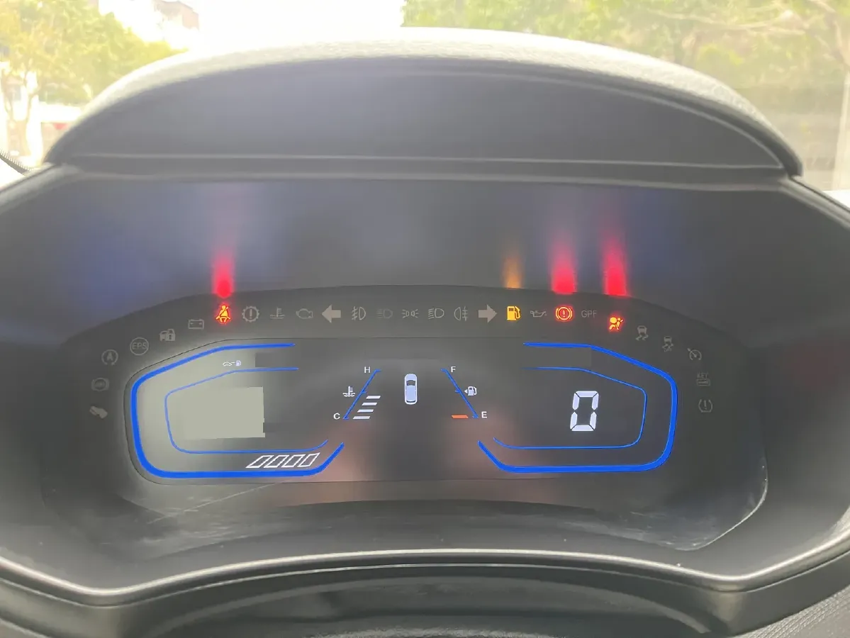 2019 ChangAn Oshan A800 1.6L 125HP L4 5MT,autocango,china used car exporter,china ev exporter,chinese used car exporter,chinese used ev exporter