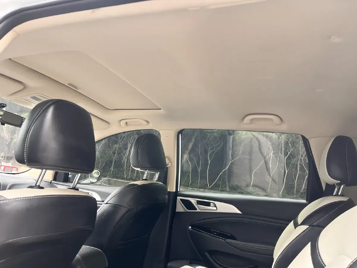 2019 ChangAn Oshan A800 1.6L 125HP L4 5MT,autocango,china used car exporter,china ev exporter,chinese used car exporter,chinese used ev exporter