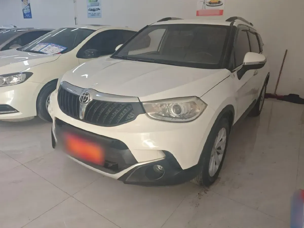 2015 Brilliance Auto V3 1.5L 112HP L4 5AT,autocango,china used car exporter,china ev exporter,chinese used car exporter,chinese used ev exporter