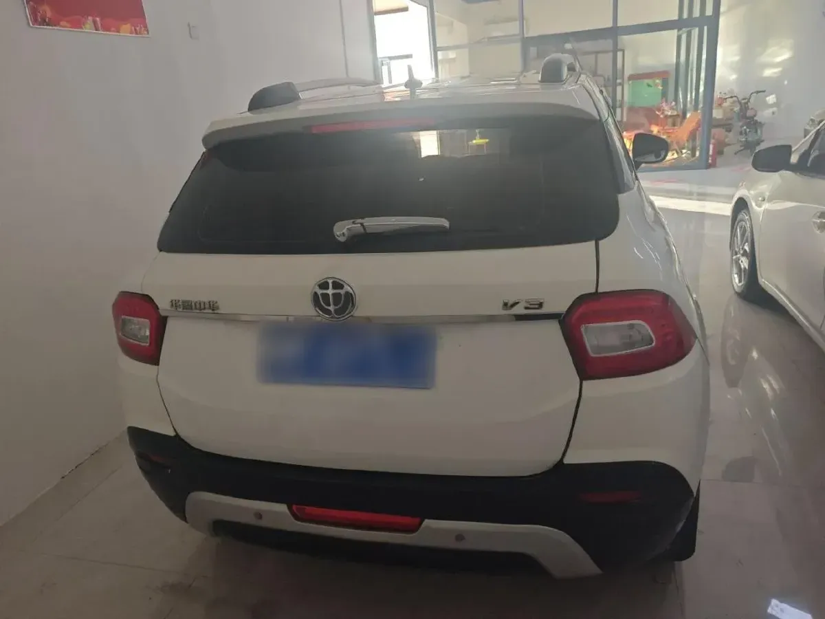 2015 Brilliance Auto V3 1.5L 112HP L4 5AT,autocango,china used car exporter,china ev exporter,chinese used car exporter,chinese used ev exporter