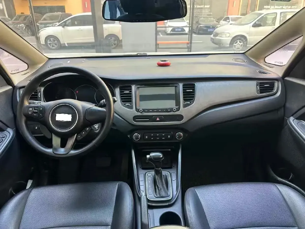 2013 Kia Carens 2.0L 152HP L4 6AT,autocango,china used car exporter,china ev exporter,chinese used car exporter,chinese used ev exporter