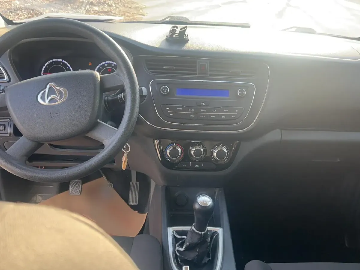 2019 ChangAn Kaicene Honor S 1.5L 107HP L4 5MT,autocango,china used car exporter,china ev exporter,chinese used car exporter,chinese used ev exporter