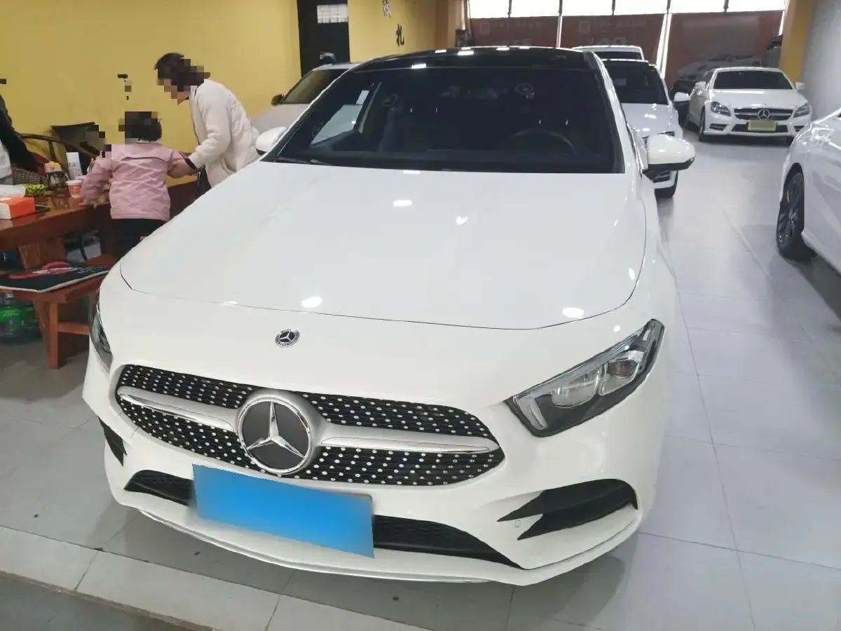 2020 Mercedes-Benz A Class 1.3T 163HP L4 7DCT