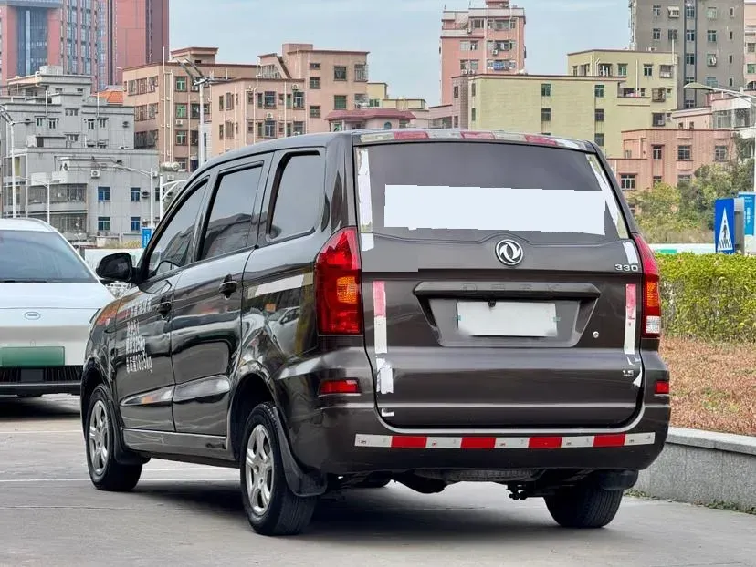 2014 DongFeng Fengon Fengon 330 1.5L 109HP L4 5MT,autocango,china used car exporter,china ev exporter,chinese used car exporter,chinese used ev exporter