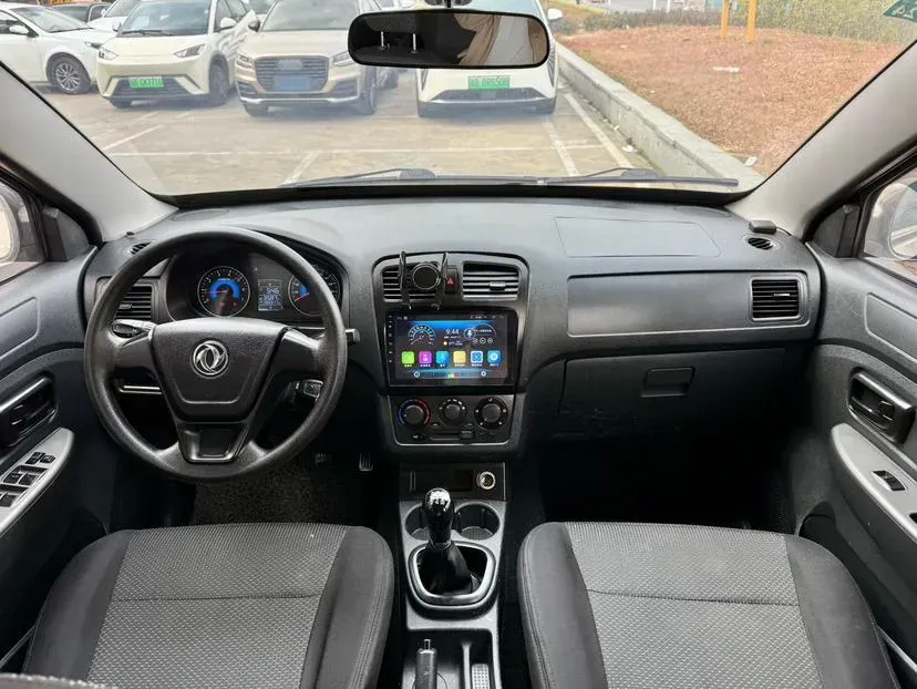2014 DongFeng Fengon Fengon 330 1.5L 109HP L4 5MT,autocango,china used car exporter,china ev exporter,chinese used car exporter,chinese used ev exporter