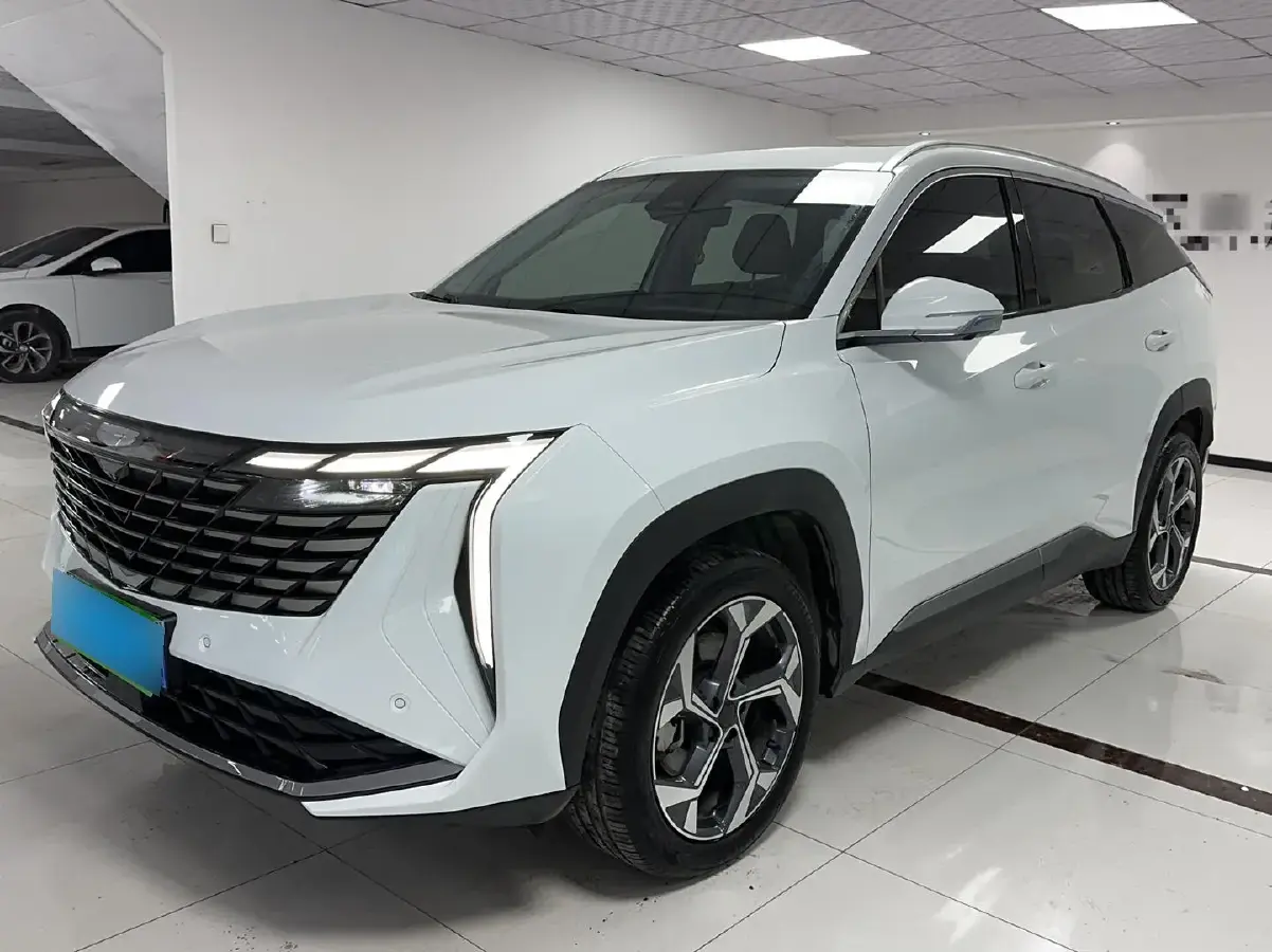 2023 Geely StarRay 1.5T 181HP L4 7DCT