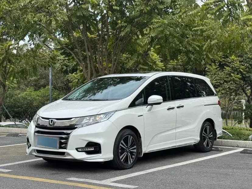 2021 Honda Odyssey 2.0L 146HP L4 E-CVT Hybrid