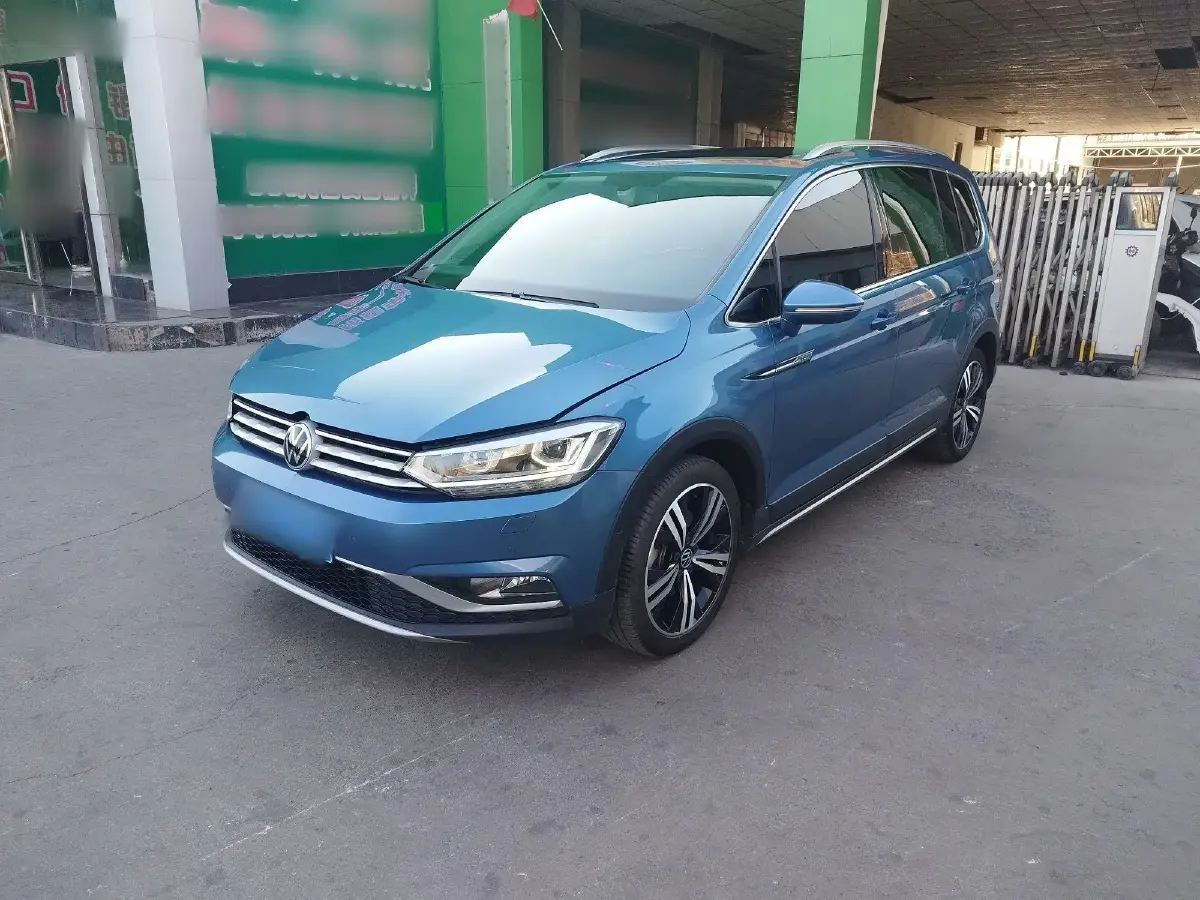 2021 Volkswagen Touran 1.4T 150HP L4 7DCT