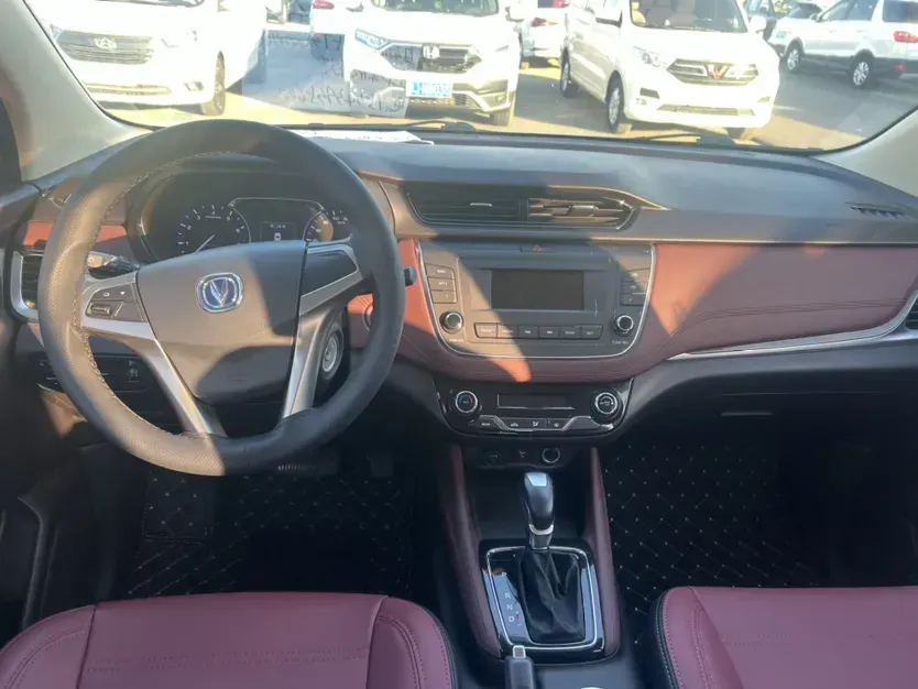 2017 ChangAn Linmax 1.5T 156HP L4 6AT,autocango,china used car exporter,china ev exporter,chinese used car exporter,chinese used ev exporter