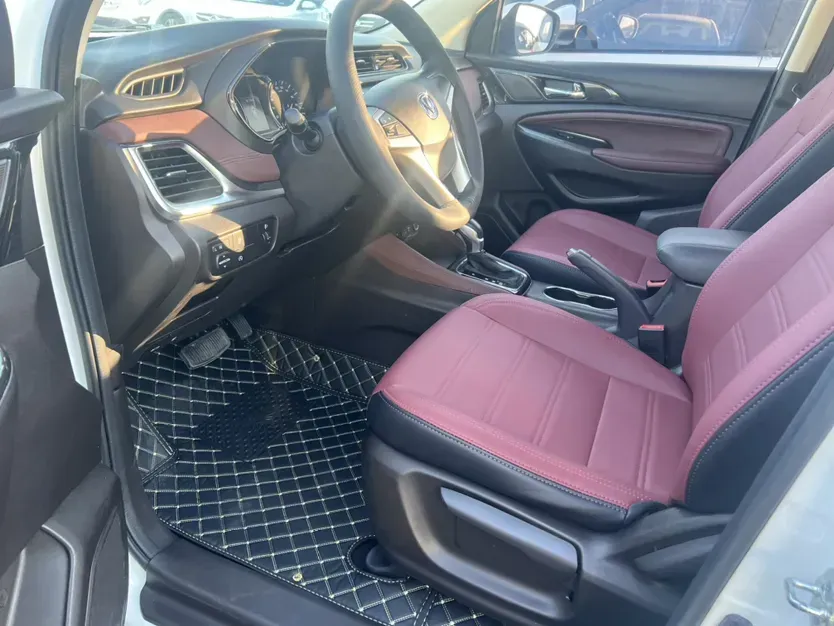 2017 ChangAn Linmax 1.5T 156HP L4 6AT,autocango,china used car exporter,china ev exporter,chinese used car exporter,chinese used ev exporter