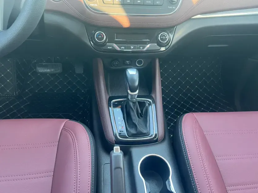 2017 ChangAn Linmax 1.5T 156HP L4 6AT,autocango,china used car exporter,china ev exporter,chinese used car exporter,chinese used ev exporter